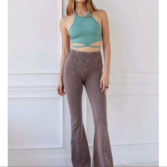 Flare Leg Urban Outfitters Women’s Pant - Picture 2 of 3